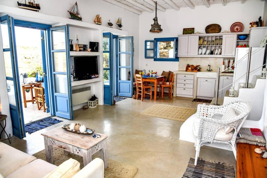 Villa Niloya Kythnos Lutrá Kültér fotó
